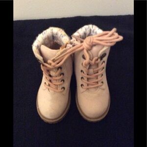 Old navy boots